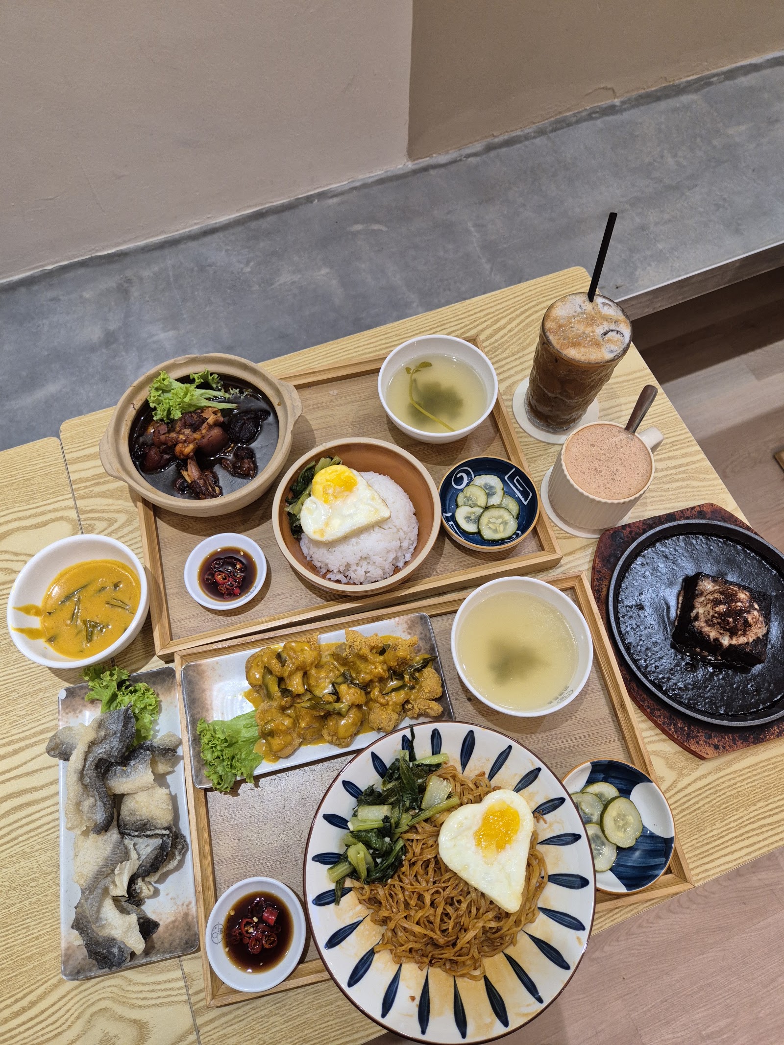 奶油爸爸 • Buttermilk Daddy Cafe 7